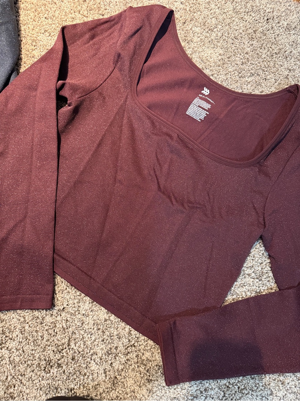 Women’s All In Motion Long Sleeve Square Neck Crop Tops - Picture 2 of 5